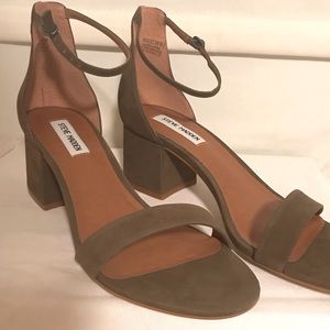 Steve Madden block strapped heels